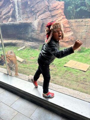 A790B7EC-B85B-4FA4-9D99-084764074C50