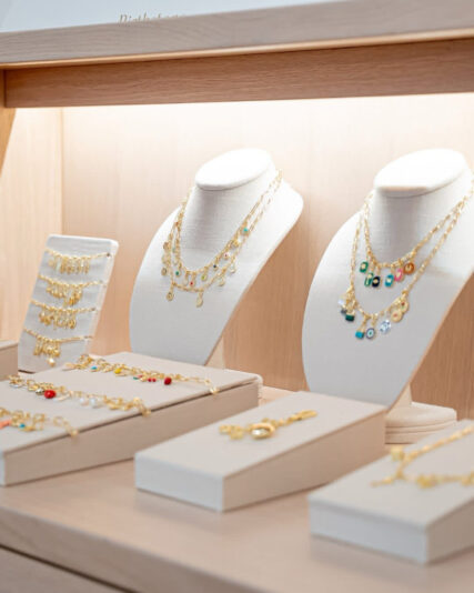 00C6A134-1EEC-481B-B2B7-AC4127E53180