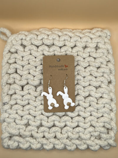 0B35A502-89C6-4D79-B7BC-77215916E485