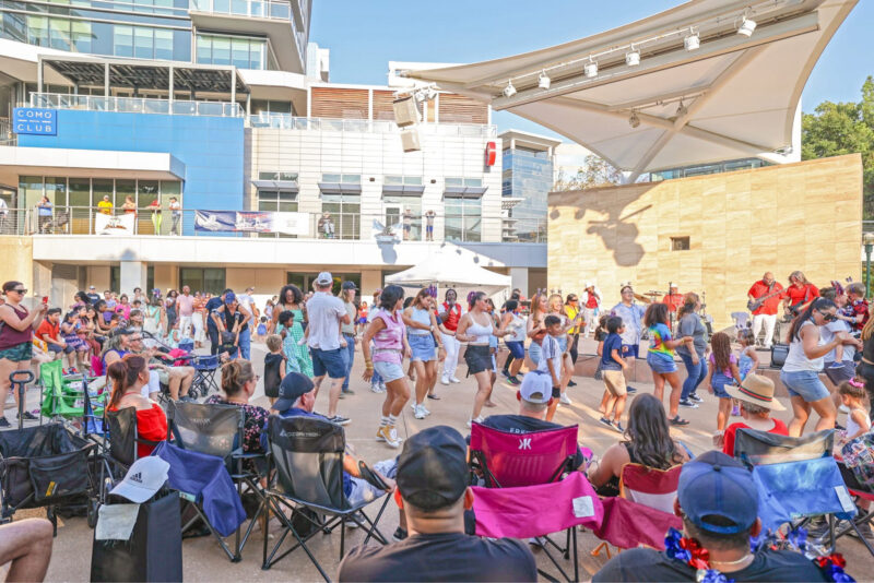 292AF37B-0126-4883-90B3-5E121AA5E06C