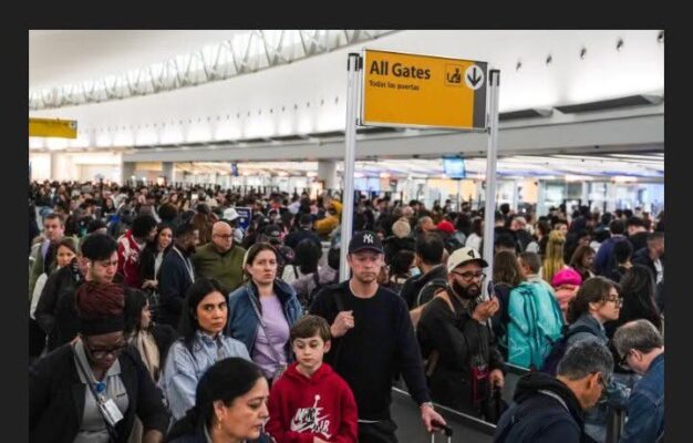 7747078C-F126-4F61-9F5D-FAD1B84D0105