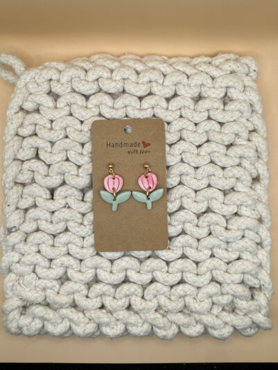 9B7AD45C-7659-4111-BB1A-D7761C38E4FF