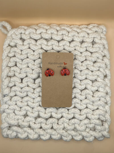 7C3CCED8-6B96-4CA2-A585-085BA1EB5EBD