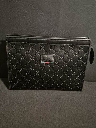 b0b213f9-4772-4d7a-a39c-4c83cb1c9387