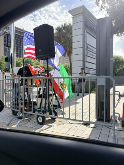 5F214C92-9654-407B-BDA2-CB9754734F64