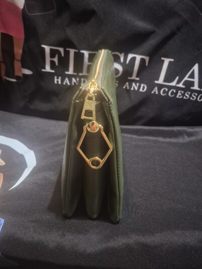 eaf807f4-01b6-424e-810a-8f7a191b1f92