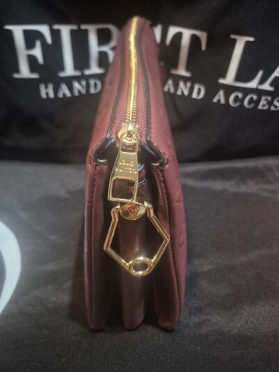 c5c3314a-ea1e-4777-ba21-f280d3215751