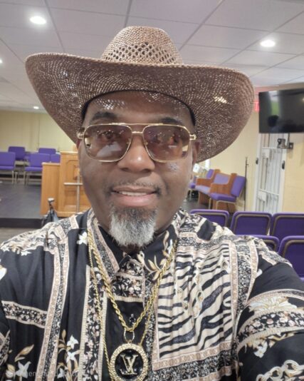 55d8695e-6c26-47de-a4de-8bf5fe780472